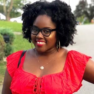 Meet your Posher, Destiny